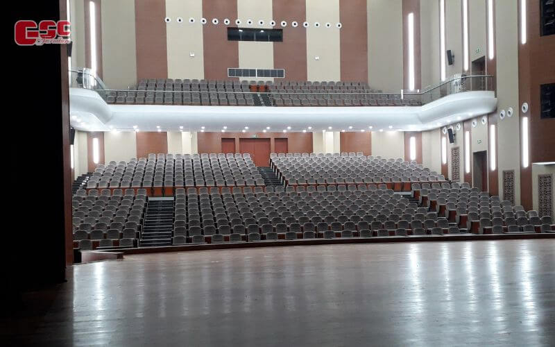 Toàn cảnh hội trường